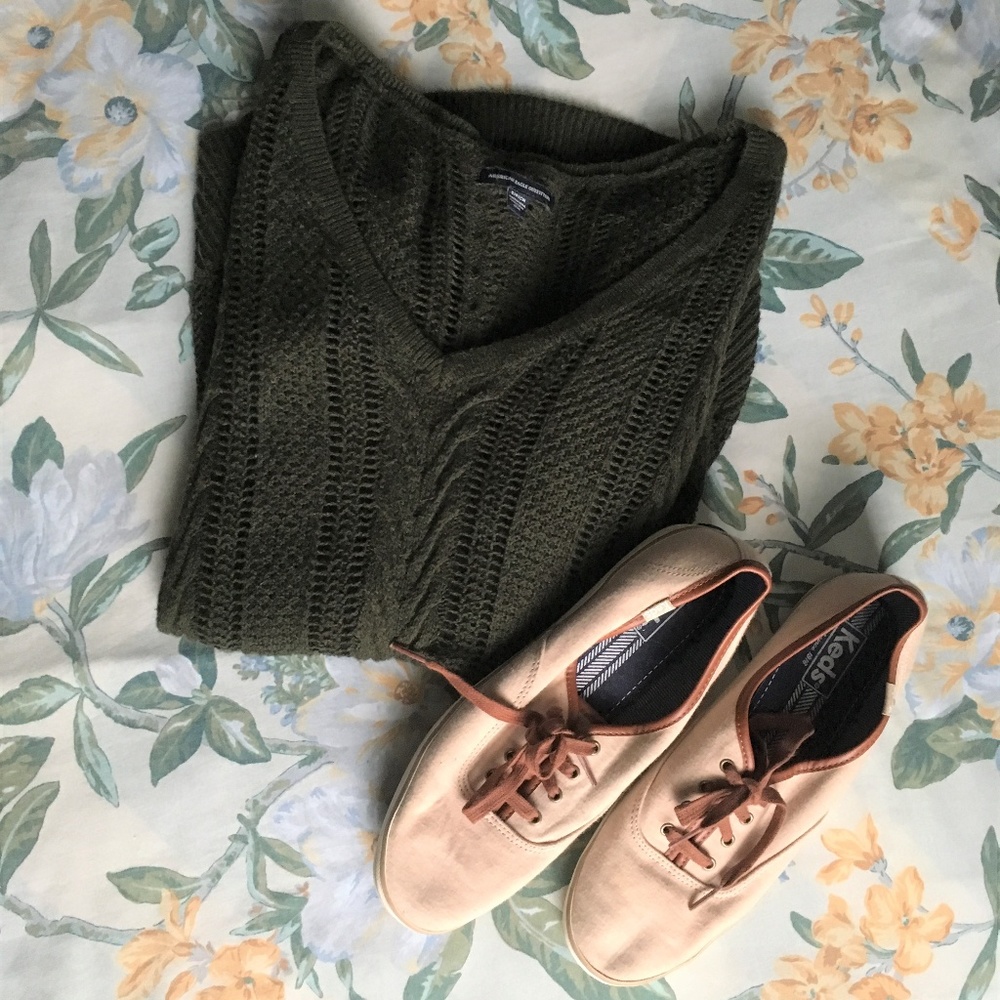 Olive Green American Eagle V-Neck Sweater